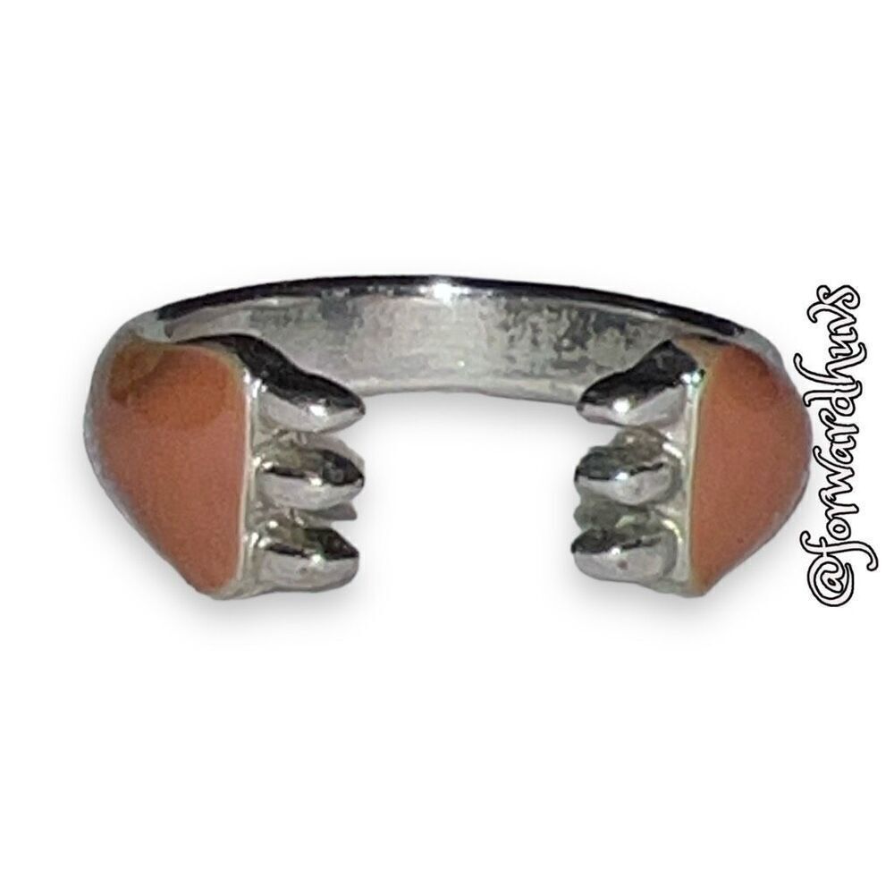 Bundle Sale 3 for $15 | Enamel Bear Claw Ring | Size 7.5